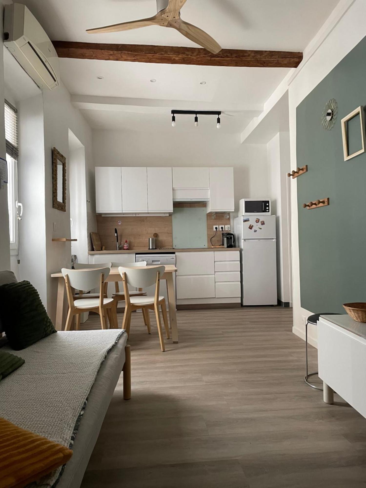 Appt 2 Chambres Au Centre Ville 4E Marseille Exterior photo